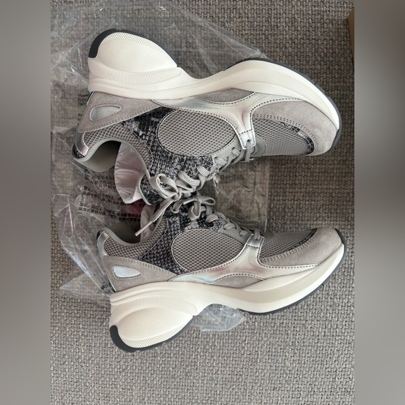 Michael Kors Zuma Snake Embossed Leather Trainer Sneakers Size9( NOT OUTLET ) - Picture 16 of 16